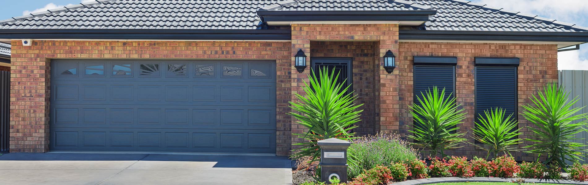 #bslide2 Garage Door Company Inc. (877) 444-5505